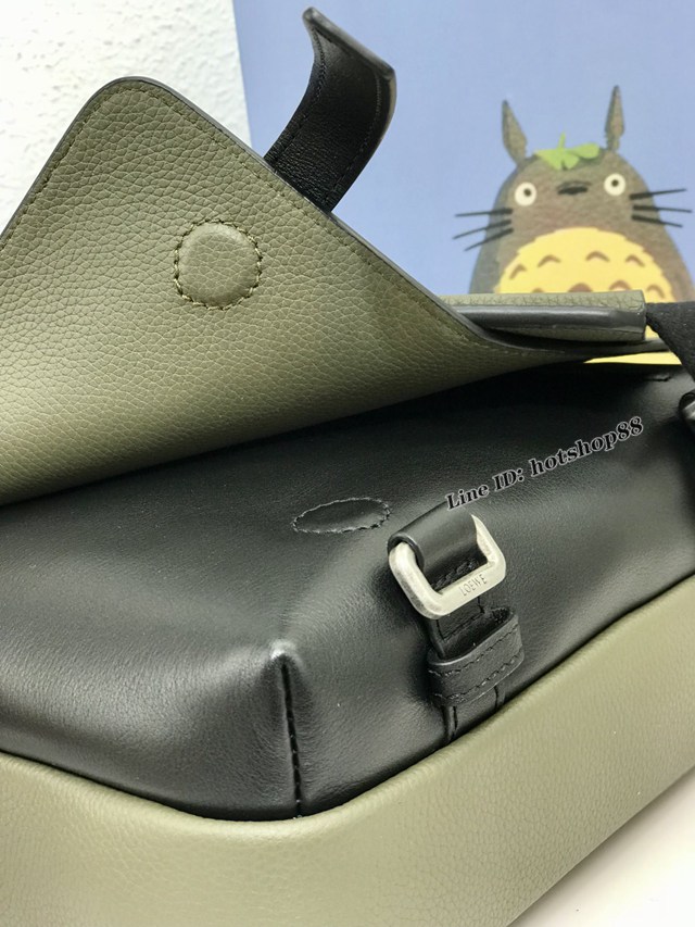 Loewe專櫃經典款信使包男包 羅意威military messenger XS小號郵差包 11357 lyw1179